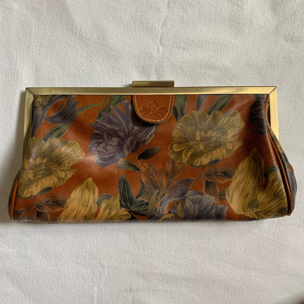 Patricia Nash Detachable Strap Clutch (no strap)